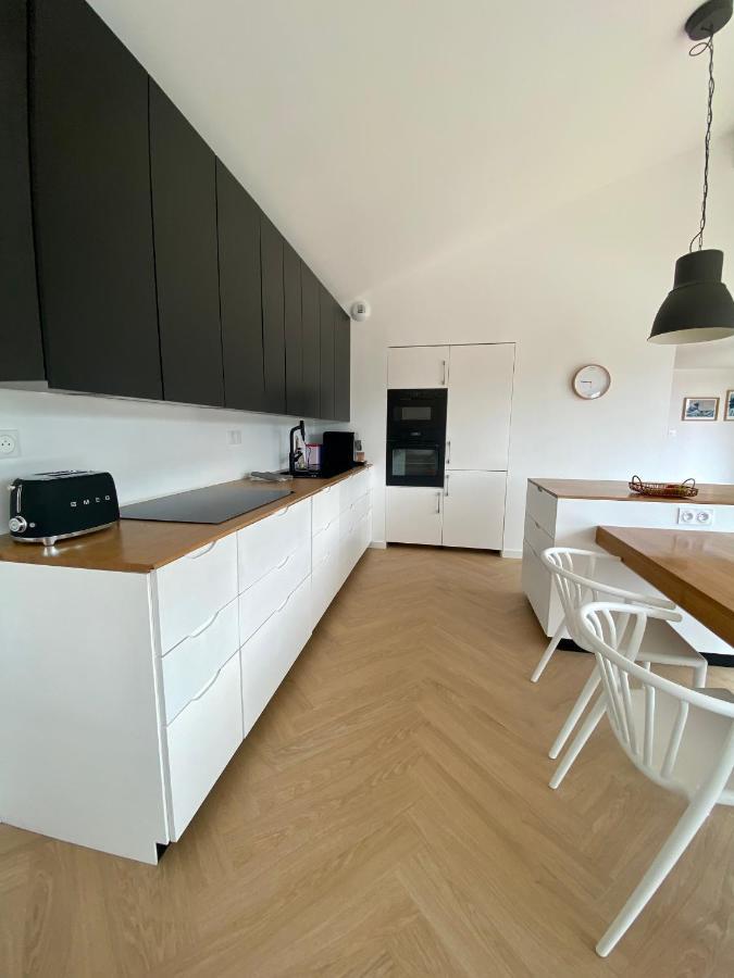 Magnifique Villa Avec Piscine, A 5 Min Des Plages Landunvez 外观 照片